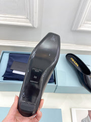 MULES SQUARE TOE IN BLACK SMOOTH LAMBSKIN