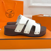 KOS CLOG IN WHITE CALFSKIN