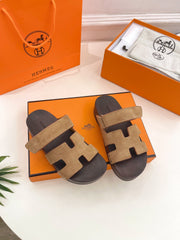 KOS CLOG IN PEANUT BROWN SUEDE