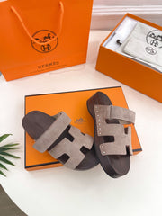 KOS CLOG IN KHAKI BROWN SUEDE