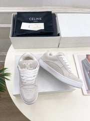 HUNTINGTON LOW LACE-UP SNEAKER IN PALE GRAY SUEDE AND MESH