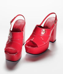 SANDALS RED PATENT CRUMPLED LAMBKSIN
