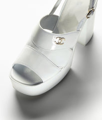 SANDALS WHITE PATENT CRUMPLED LAMBSKIN