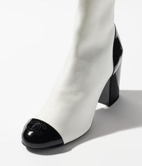 SHORT BOOTS WHITE BLACK KNIT PATENT CALFSKIN