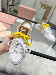 SNEAKER MULES IN WHITE MIX BROWN CALFSKIN WHITE YELLOW LACES