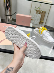 SNEAKER MULES IN WHITE MIX BROWN CALFSKIN WHITE YELLOW LACES