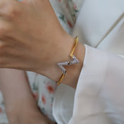 VOLTE UPSITE DOWN GOLD DIAMOND BRACELET