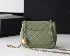FLAP BAG 17CM KHAKI LAMBSKIN GOLD HARDWARE