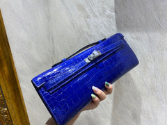 KELLY CUT 31 IN ADMIRAL BLUE SHINNY ALLIGATOR LEATHER WITH SILVER HARDWARE