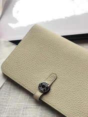 HM Dogon Wallet 20 Beige Togo Shw
