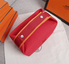 HM BRIDE-A-BRAC 25 RED CANVAS