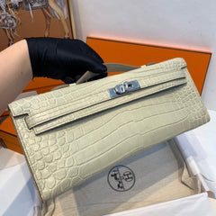 KELLY CUT 31 IN PEARL GRAY ALLIGATOR LEATHER WITH SILVER HARDWARE