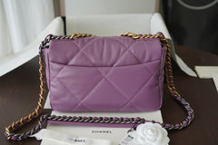 19 FLAP BAG 30 PURPLE GOATSKIN GOLD HARDWARE