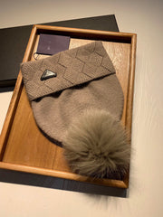 BEANIE HAT IN CAMEL BROWN WOOL AND RABBIT FUR 361437