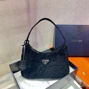 HOBO BAG 23 IN BLACK SHEARLING