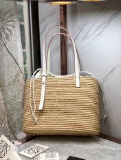 LOE SQUARE BASKET BAG 28 IN NATURAL RAFFIA AND WHITE CALFSKIN