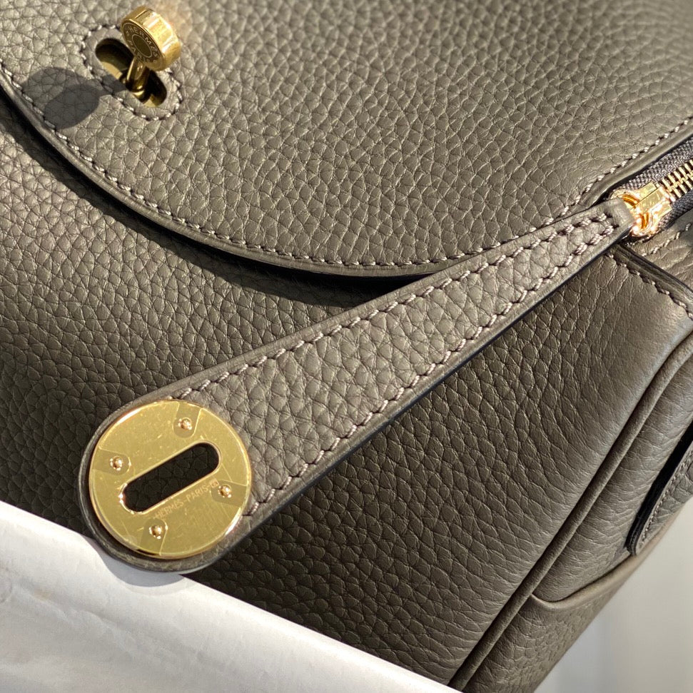 HM LINDY 30 BAG IN SEPIA BROWN CALFSKIN GOLD HARDWARE