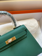 KELLY MINI 20 BAG IN DARK GREEN CALFSKIN WITH GOLD HARDWARE