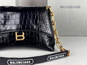 DOWNTOWN SHOULDER BAG 29 IN BLACK CROCODILE EMBOSSED CALFSKIN GOLD HARDWARE