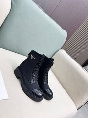 LACE-UP ANKLE BOOTS IN BLACK DENIM AND SHEEPSKIN LINING
