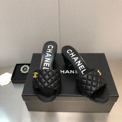 DIAMOND-QUILTED 6 CM SANDALS IN BLACK LAMBSKIN