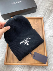 BEANIE HAT IN BLACK WOOL 108753