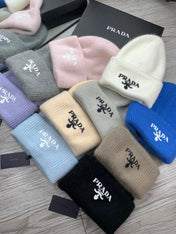 BEANIE HAT IN KHAKI BROWN WOOL 108747