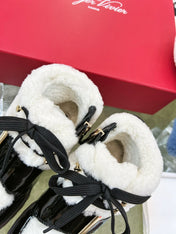 VIV' GO THICK ANKLE BOOTS IN BLACK CALFSKIN AND SHEARLING WITH GOLD BUCKLE