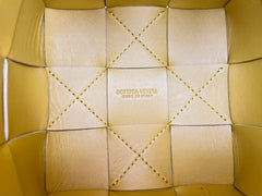 SMALL CASSETTE BUCKET 18 IN MERIGOLD CALFSKIN