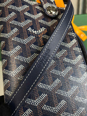 MONTMARTRE GM CASE 18 IN NAVY BLUE GOYARDINE CANVAS