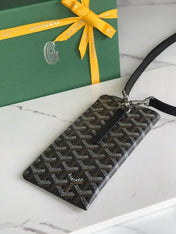 MONTMARTRE GM CASE 18 IN BLACK GOYARDINE CANVAS