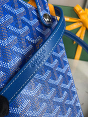 MONTMARTRE GM CASE 18 IN SAPPHIRE BLUE GOYARDINE CANVAS