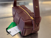 BRICK CASSETTE 28 IN WINE RED CALFSKIN
