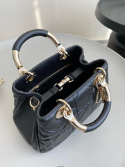 LADY 25 HANDBAG IN BLACK CALFSKIN
