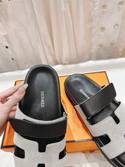 CHYPRE SANDAL BLACK LAMBSKIN AND SILVER DENIM