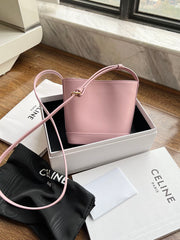 CUIR TRIPHOME 19 PINK PASTEL SMOOTH CALFSKIN BUCKET BAG