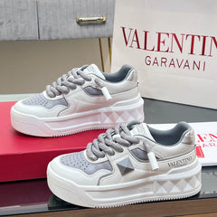 VALENTINO 25S GARAVANI ONE STUD XL PLATFORM SNEAKERS IN WHITE MIX GREY LAMBSKIN STYLE 3