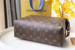 COSMETIC BAG 27 IN BROWN MONOGRAM COATED CANVAS