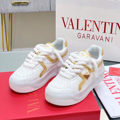VALENTINO 25S GARAVANI ONE STUD XL PLATFORM SNEAKERS IN GOLD MIX WHITE LAMBSKIN