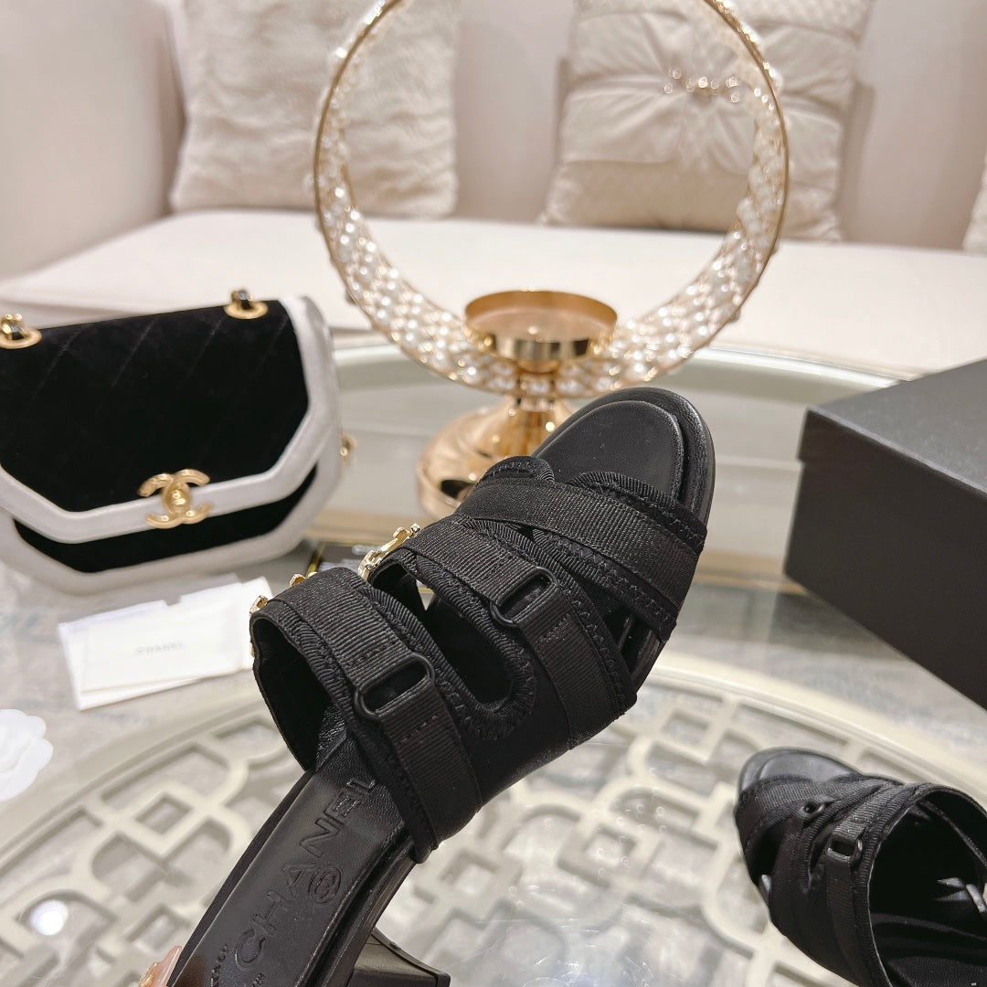 Double C  Xiaoxiang Chain Fabric Head Chunky High Heel Black Lambskin