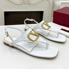 THONG SANDALS IN WHITE CALFSKIN WITH GOLD LOGO