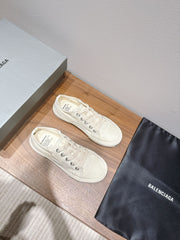 BALENCIAGA 25S SNEAKER IN CREAM WHITE CANVAS