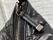TRAVEL NOMAD POUCH 22 IN BLACK MACROCANNAGE LAMBSKIN