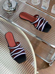 LP SPRIGHTLY CHARMS FLAT SANDAL WHITE AND BLACK CALFSKIN