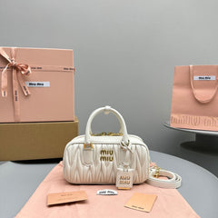 ARCADIE 23 BAG IN WHITE LAMBSKIN