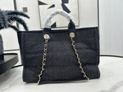 CC DEAUVILLE LARGE 38 TOTE BAG IN DARK NAVY CANVAS WITH WHITE LOGO EMBROIDERED