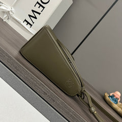 LOE LUNA HOBO 28 BAG IN DARK OLIVE GREEN CALFSKIN