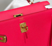 KELLY 25CM IN ROSE TYRIEN SWIFT CALFSKIN GOLD HARDWARE