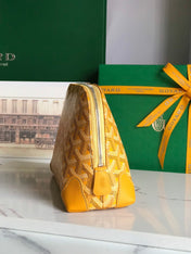 VENDÔME COSMETIC POUCH 17 IN YELLOW GOYARDINE CANVAS AND CALFSKIN TRIM