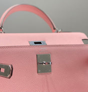 KELLY 28CM IN ROSE SAKURA SWIFT CALFSKIN SILVER HARDWARE